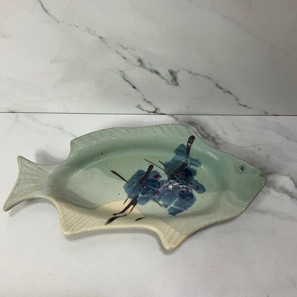 KENT FOLLETTE pottery Fish Dish - Picture 1 of 5